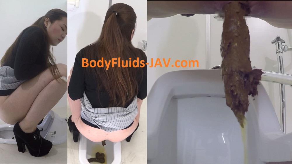 BFFF-155 Girls with pimply butt pooping in toilet. (HD 1080p)